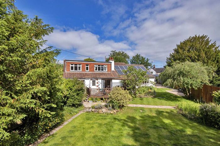 4 Bedroom Detached House For Sale In Powder Mills, Leigh, Tonbridge, TN11