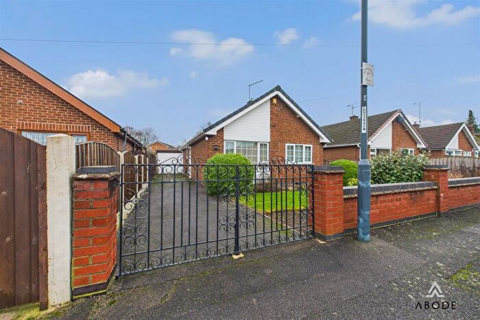 2 Bedroom Detached Bungalow For Sale In Davids Close, Chellaston, Derby, DE73