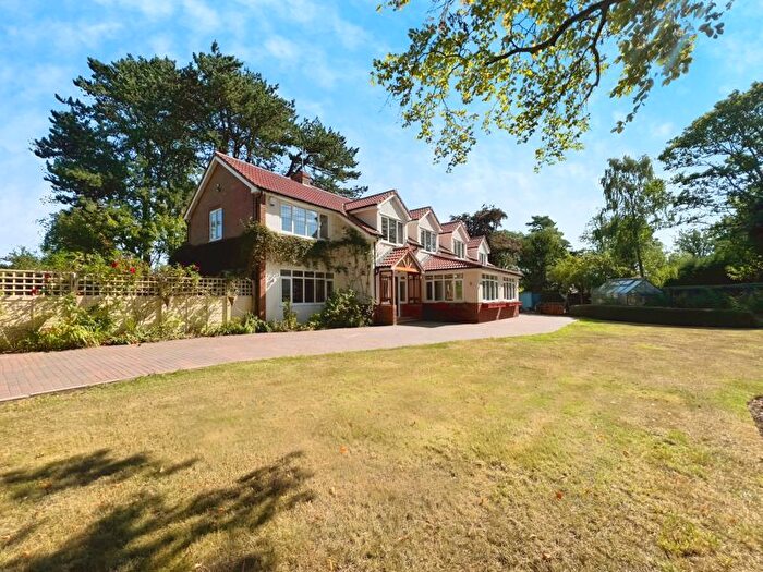 5 Bedroom Detached House For Sale In Edge Hill, Darras Hall, NE20