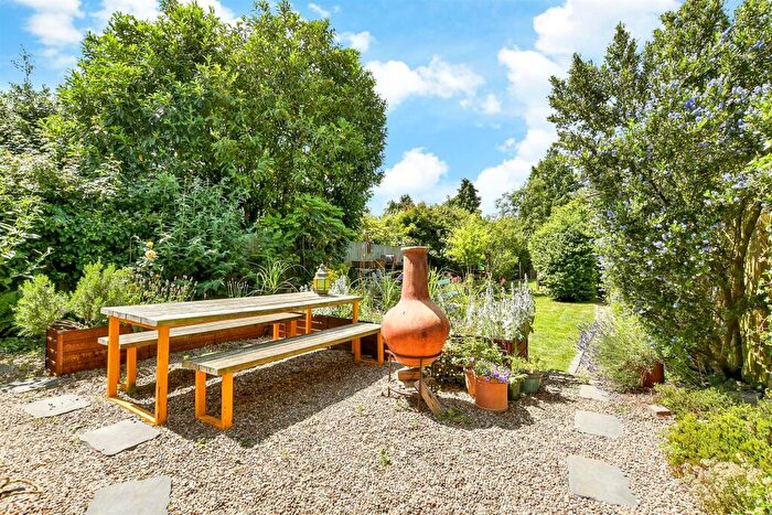 4 Bedroom Semi-Detached House For Sale In Hitchings Way, Reigate, Surrey, RH2