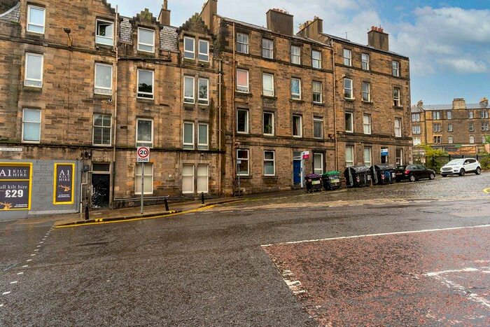 1 Bedroom Apartment To Rent In West Norton Place, Abbeyhill, Edinburgh, EH7