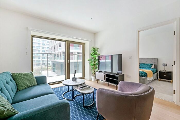 2 Bedroom Flat To Rent In Bonnet Street, London, E16