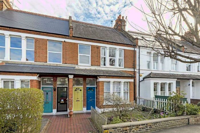 2 Bedroom Flat To Rent In Ashleigh Road, Mortlake, SW14