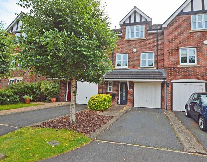 3 Bedroom Mews For Sale In Farriers Way, Poulton-Le-Fylde, FY6