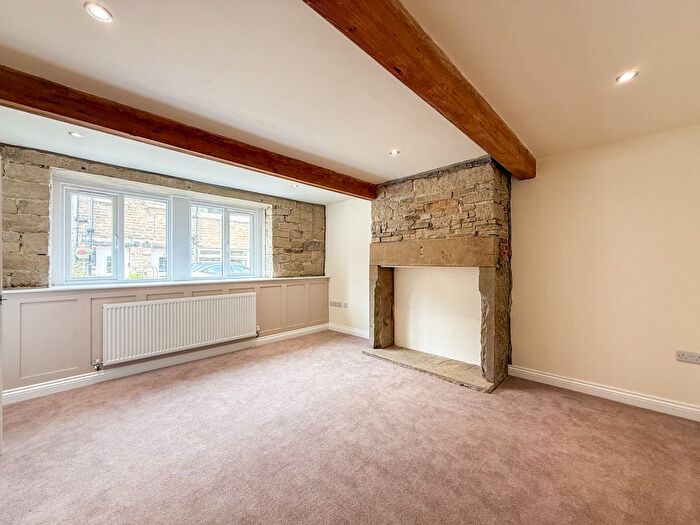 2 Bedroom Detached House To Rent In Swifts Fold, Honley, Holmfirth, HD9