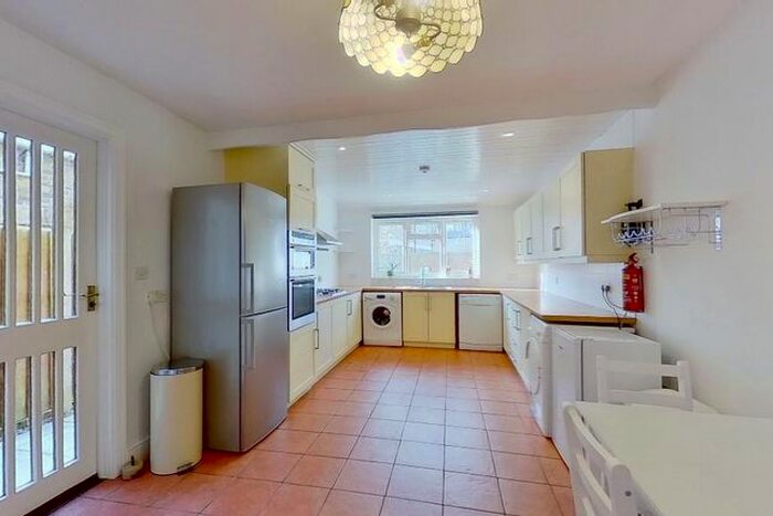 3 Bedroom Terraced House For Sale In Kingston Road, Wimbledon Chase, London, SW20