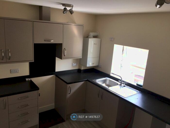3 Bedroom Flat To Rent In Old Kerry Road, Newtown, SY16