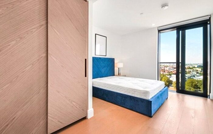 1 Bedroom Flat To Rent In Albert Embankment, London, SE1