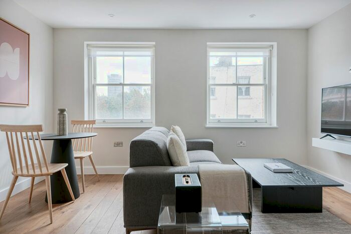 2 Bedroom Flat To Rent In Waterloo, SE1