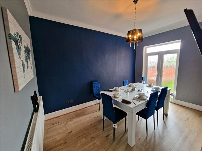 3 Bedroom Terraced House For Sale In Jakeman Road, Birmingham, West Midlands, B12