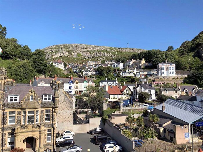 2 Bedroom Apartment For Sale In Abbey Road, Llandudno, LL30