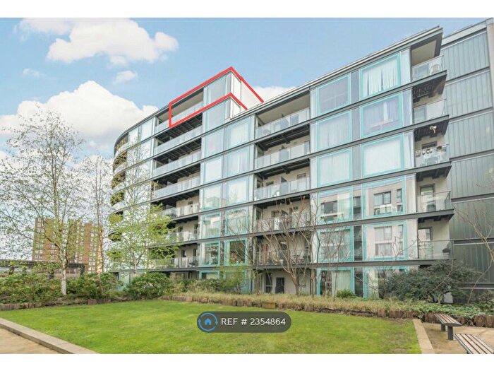 2 Bedroom Flat To Rent In Navigation Building, Hayes, UB3