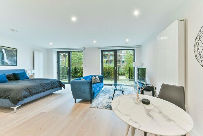 Apartment To Rent In John Cabot House, Royal Wharf, London, E16