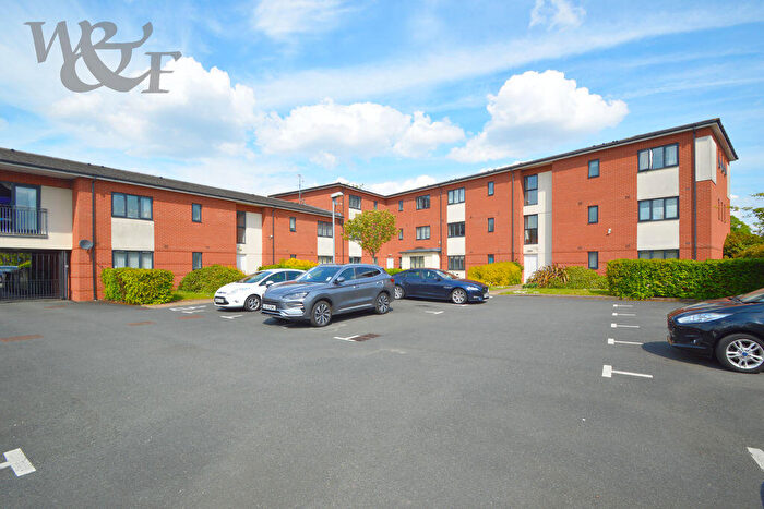 2 Bedroom Flat For Sale In Streetly Road, Birmingham, B23