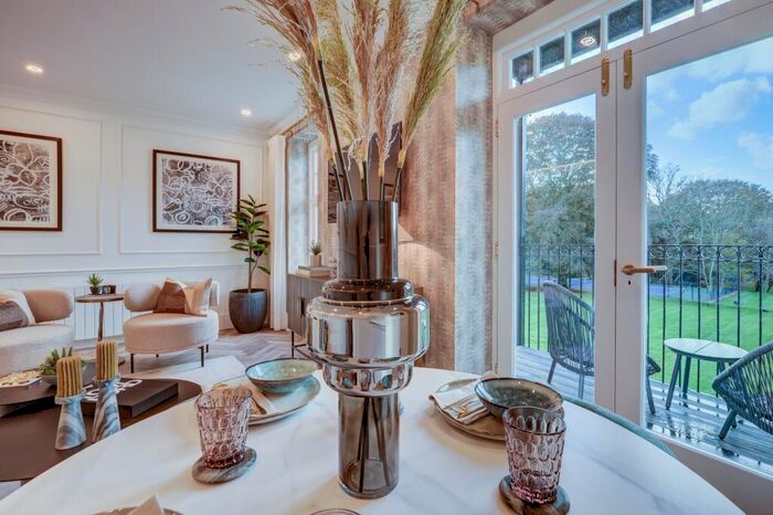 2 Bedroom Apartment For Sale In Two Bedroom Apartment, High Beech, Essex, EN9