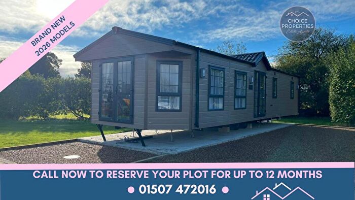 2 Bedroom Park Home For Sale In Coots Lane, Mumby, Alford, LN13