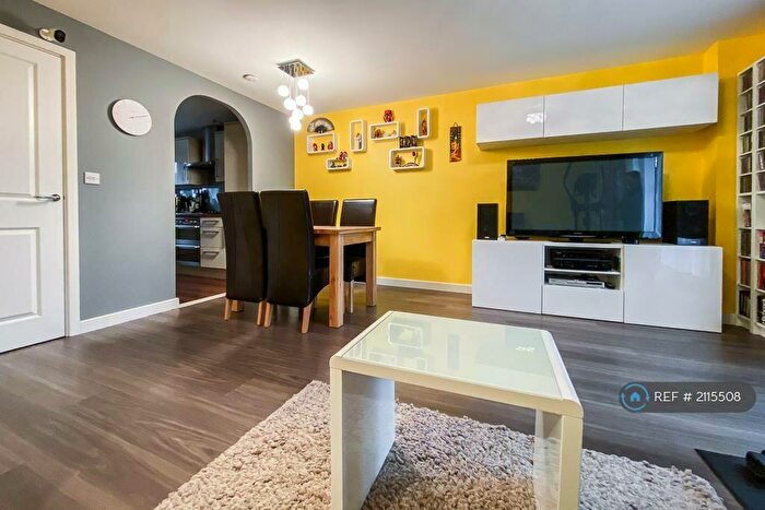 3 Bedroom End Of Terrace House To Rent In Poppy Avenue, Broughton, Milton Keynes, MK10