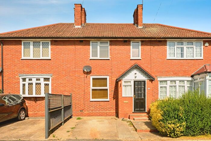 3 Bedroom Terraced House For Sale In Thornton Road, Carshalton, SM5