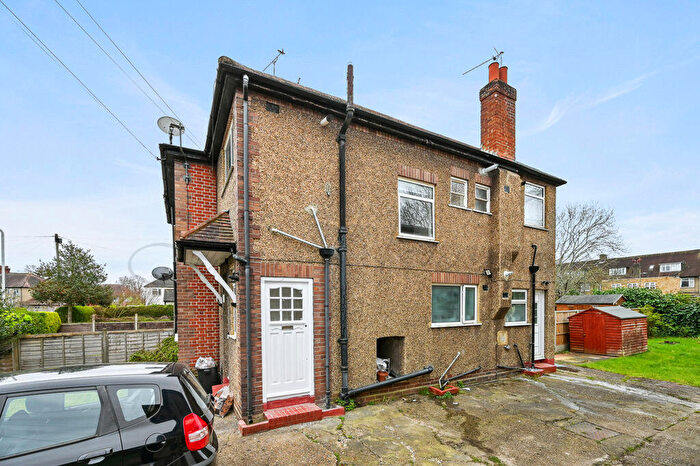 1 Bedroom Flat To Rent In The Close, Eastcote, Pinner, HA5