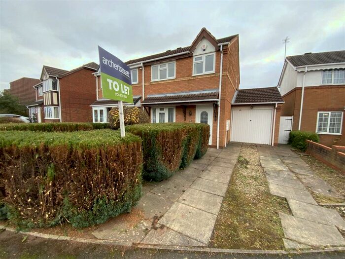 3 Bedroom Semi-Detached House To Rent In Cambridge Way, Acocks Green, B27