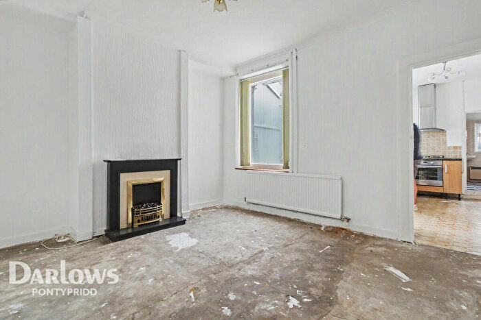 4 Bedroom Terraced House For Sale In Woodland Terrace, Pontypridd, CF37