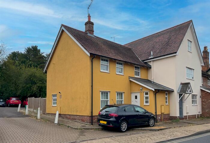 3 Bedroom Terraced House To Rent In Benton Street, Hadleigh, Suffolk, IP7