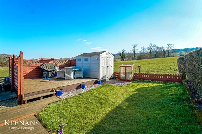 3 Bedroom Semi-Detached House For Sale In Whalley Road, Langho, BB6