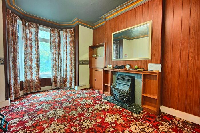 2 Bedroom Terraced House For Sale In Willow Lane, Lancaster, LA1