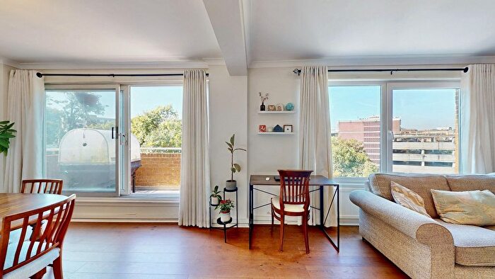 2 Bedroom Flat For Sale In Church Road, Richmond, TW9