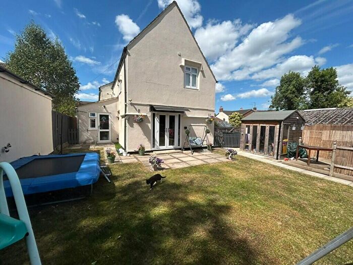 3 Bedroom Semi-Detached House For Sale In Austerby, Bourne, PE10