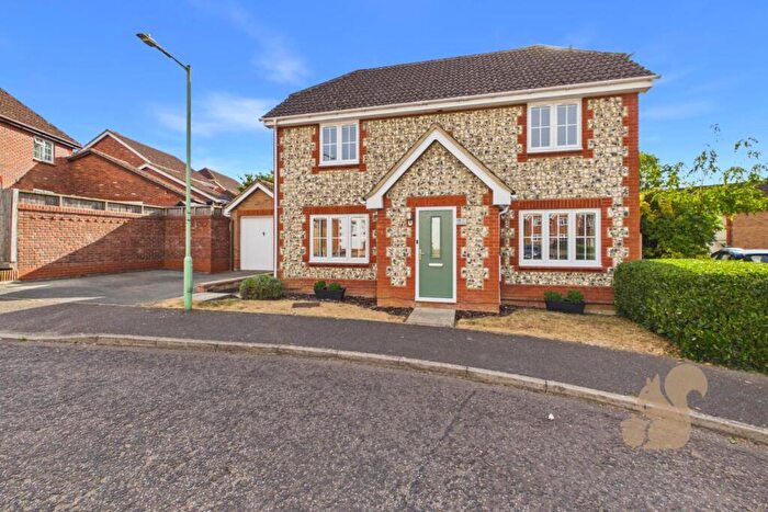 3 Bedroom Detached House For Sale In Spire Chase, Sudbury, CO10