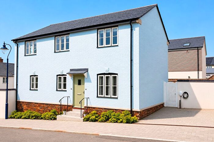 3 Bedroom Detached House For Sale In Stret Kolom, Nansledan, TR8