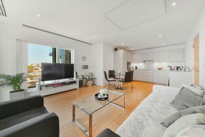 2 Bedroom Flat To Rent In Santina Apartments, Morello, Cherry Orchard Road, Croydon, London, CR0