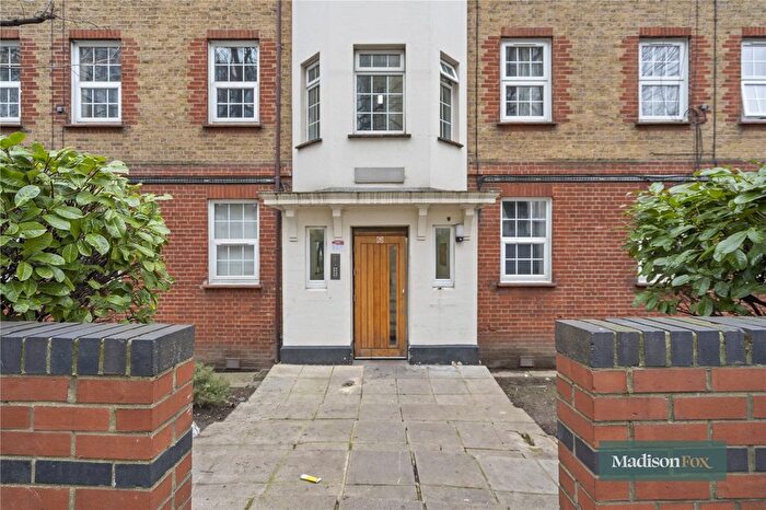 3 Bedroom Flat To Rent In Manor Road, London, E15