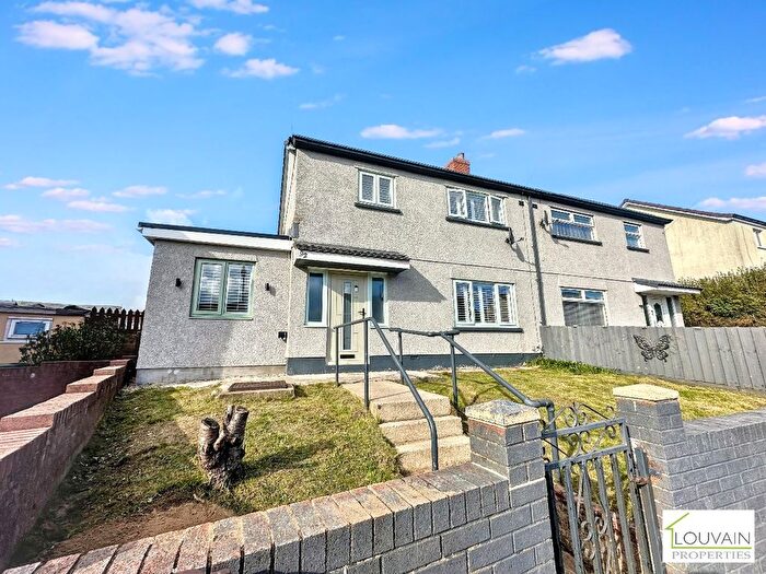 3 Bedroom Semi-Detached House For Sale In Ty Coch, Rhymney, NP22