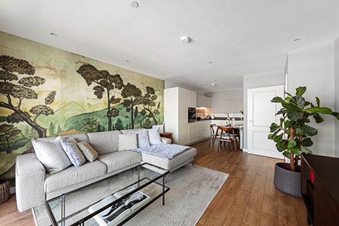 1 Bedroom Flat For Sale In Atlantic Point, Harrison Walk London, SE10