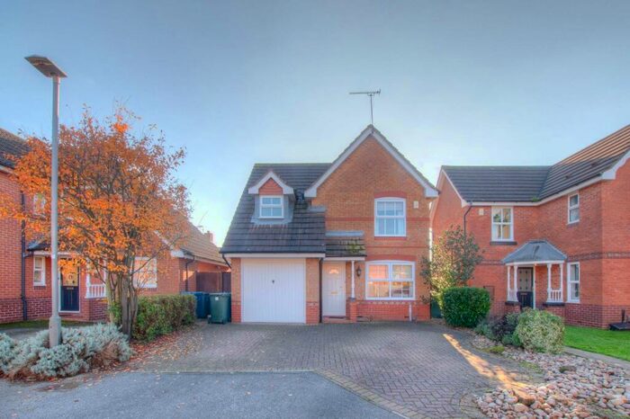 3 Bedroom Detached House To Rent In Gillercomb Close, West Bridgford, Nottingham, Nottinghamshire, NG2