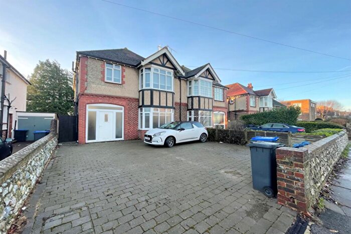 1 Bedroom Flat To Rent In Mill Road, Worthing, BN11