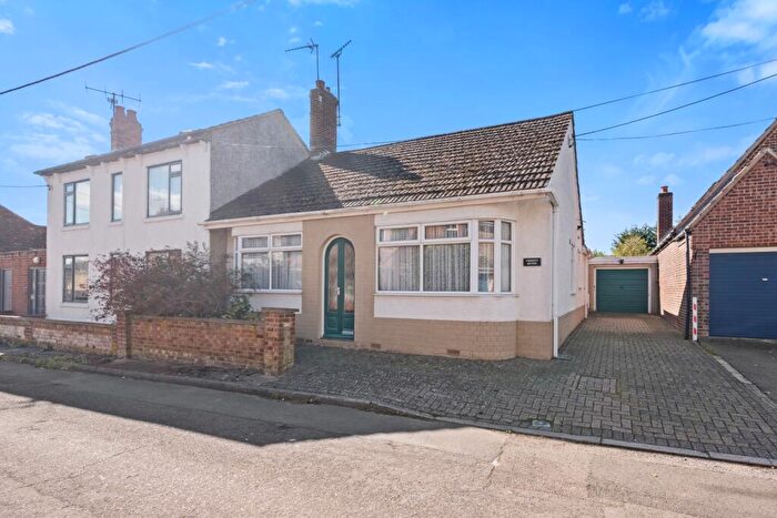 2 Bedroom Semi-Detached Bungalow For Sale In Millers Close, Finedon, Northamptonshire, NN9