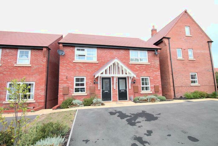 2 Bedroom Semi-Detached House To Rent In Davies Close, Hugglescote, Coalville, LE67
