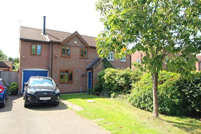 3 Bedroom Semi-Detached House For Sale In St Marys Close, Broughton Astley, LE9