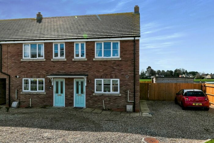 3 Bedroom End Of Terrace House For Sale In Sutton Road, Walpole Cross Keys, King's Lynn, PE34