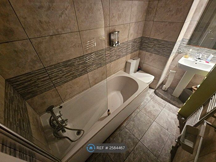 3 Bedroom Terraced House To Rent In Liscard Road, Liverpool, L15