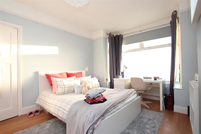 4 Bedroom House To Rent In Lodge Causeway, Bristol, BS16