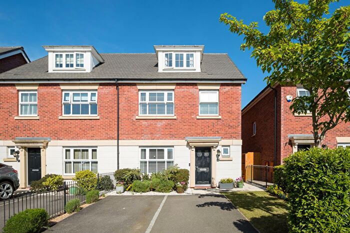 4 Bedroom Semi-Detached House For Sale In Alanbrooke Road, Chester, CH3
