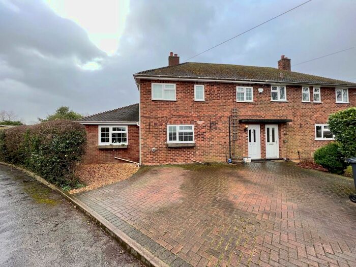 3 Bedroom Semi-Detached House For Sale In Fillongley Road, Coleshill, Maxstoke, B46