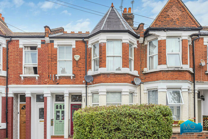 2 Bedroom Apartment To Rent In Maryland Road, Muswell Hill, London, N22