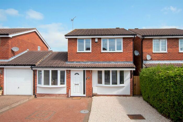 4 Bedroom Detached House To Rent In Spey Close, Wellingborough, NN8