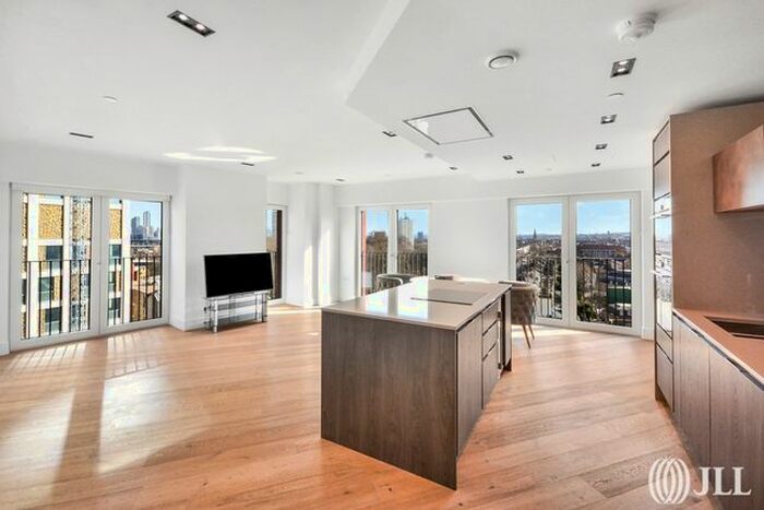 2 Bedroom Flat To Rent In Exchange Gardens, London, SW8