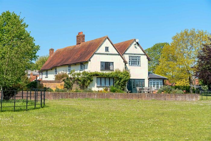 6 Bedroom Farmhouse For Sale In The Vale Farm, Ipswich Road, Harkstead, IP9